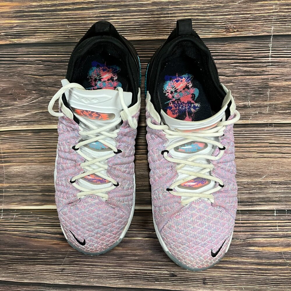 Nike LeBron 18 XVIII Youth Purple‎ White Basketball Shoes - Picture 7 of 8